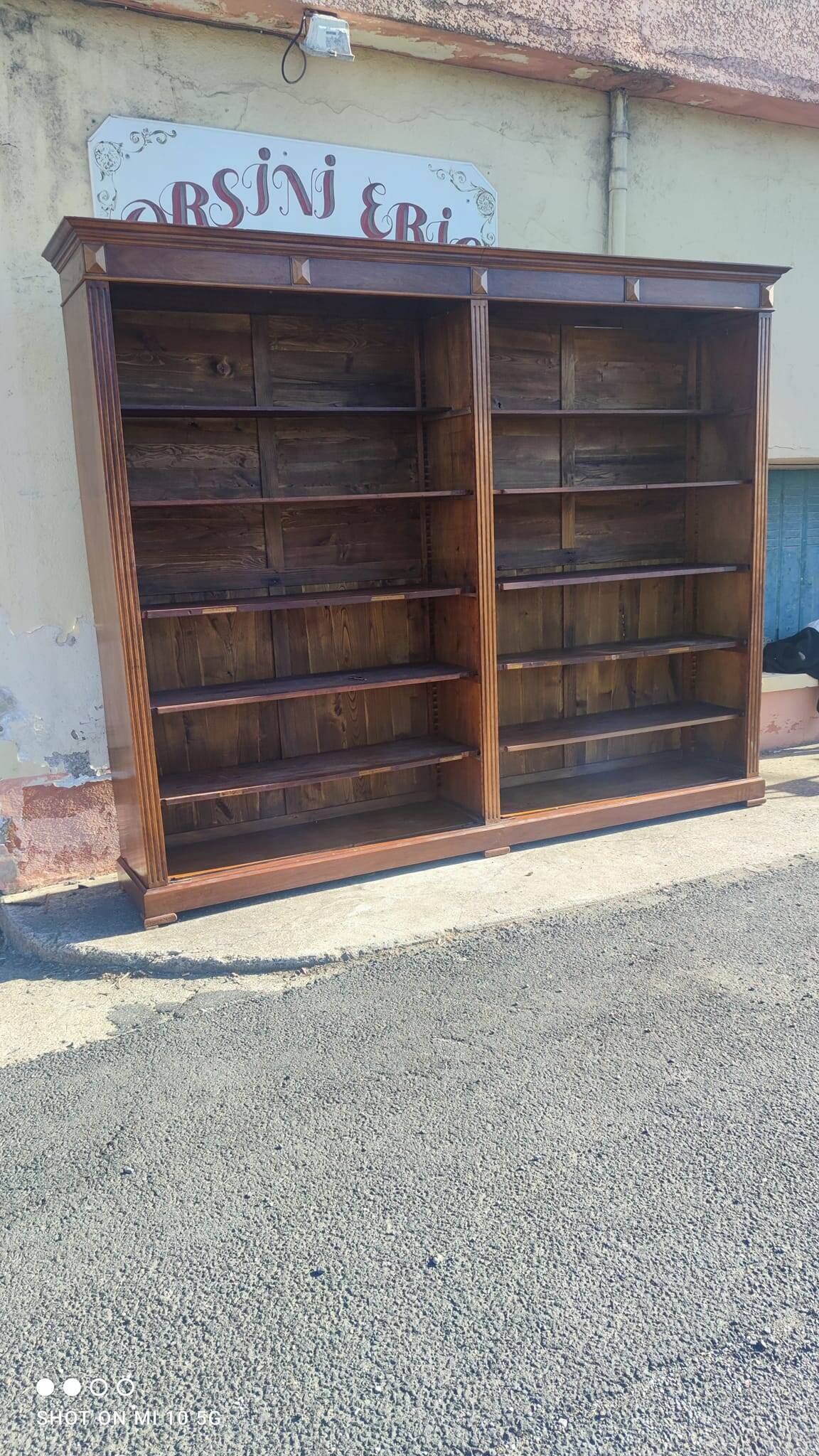 4-door bookcase in solid walnut circa 1880