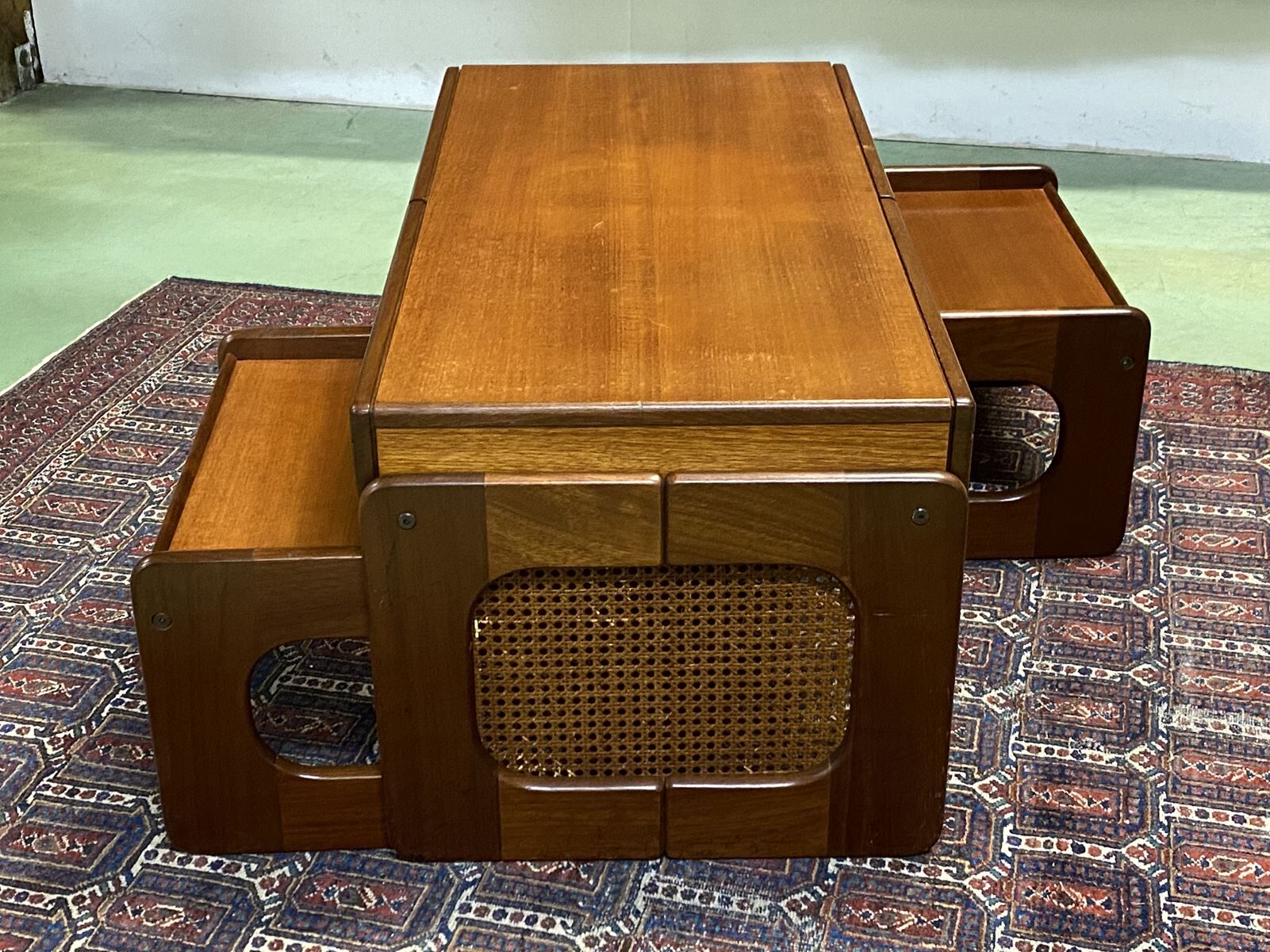 Coffee table with 2 tables in teak - 70s