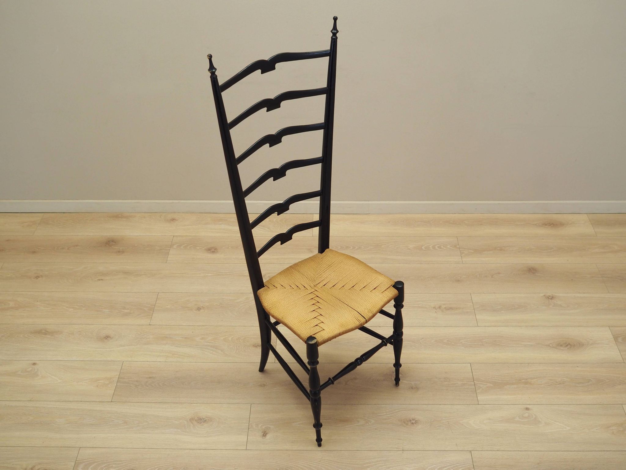Beech chair, Italian design, 1950s, designer: Gio Ponti, manufacturer: Chia