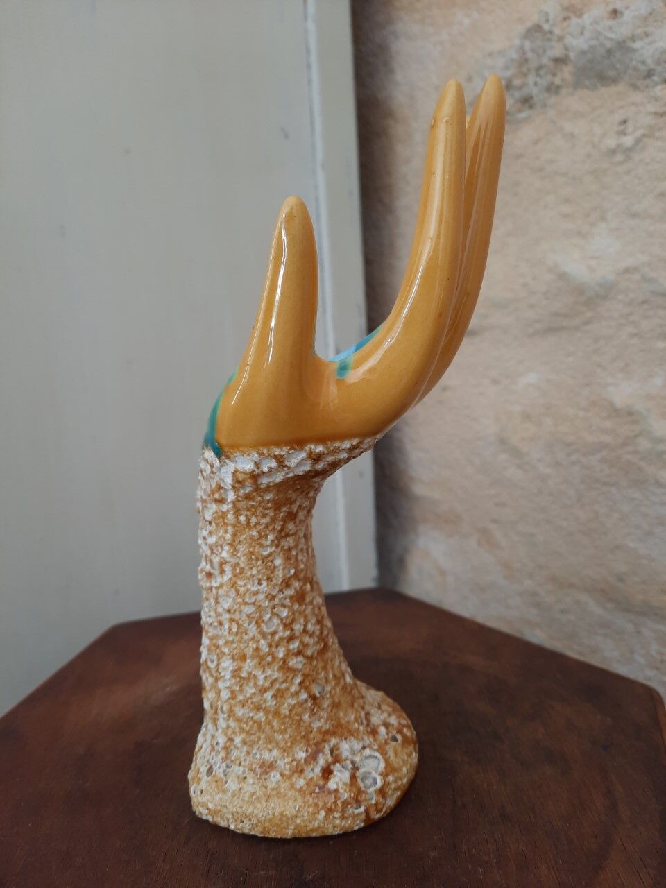 Hand vintage soliflore ring