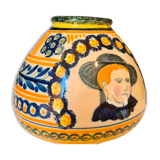 Breton spinning top vase
