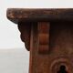 Tabouret bas en bois sculpté français du milieu du XIXe siècle de style gothique