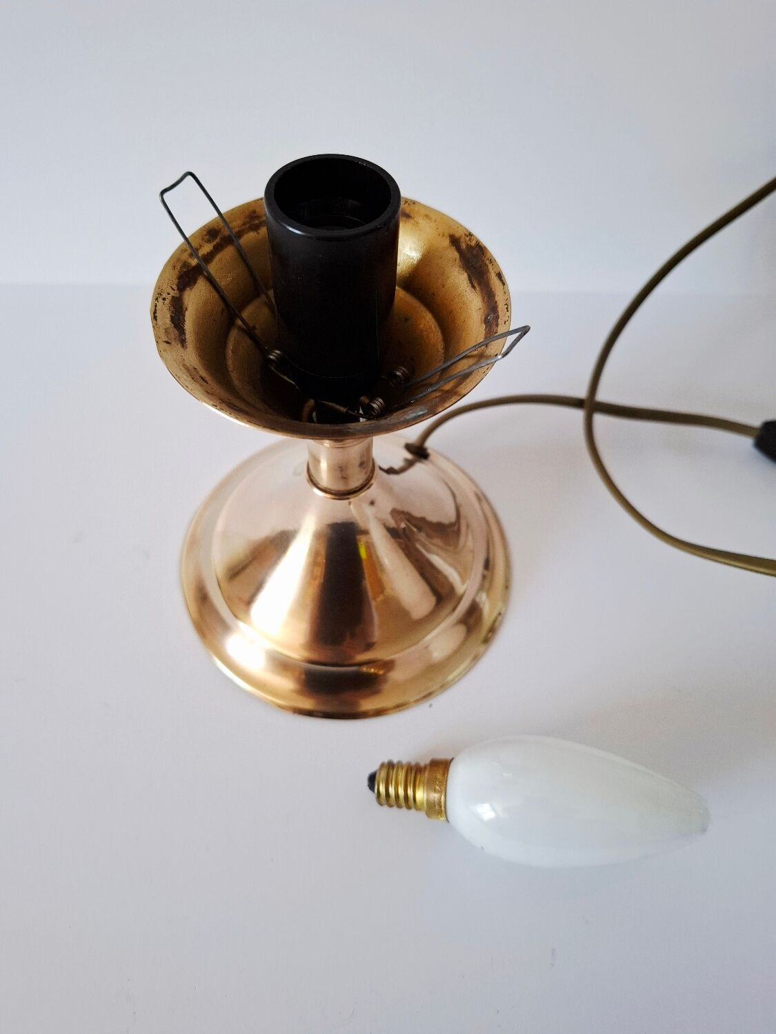 Vintage tulip base brass lamp