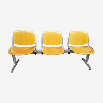 Banquette par Giancarlo Piretti édition Castelli 70