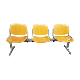 Banquette par Giancarlo Piretti édition Castelli 70