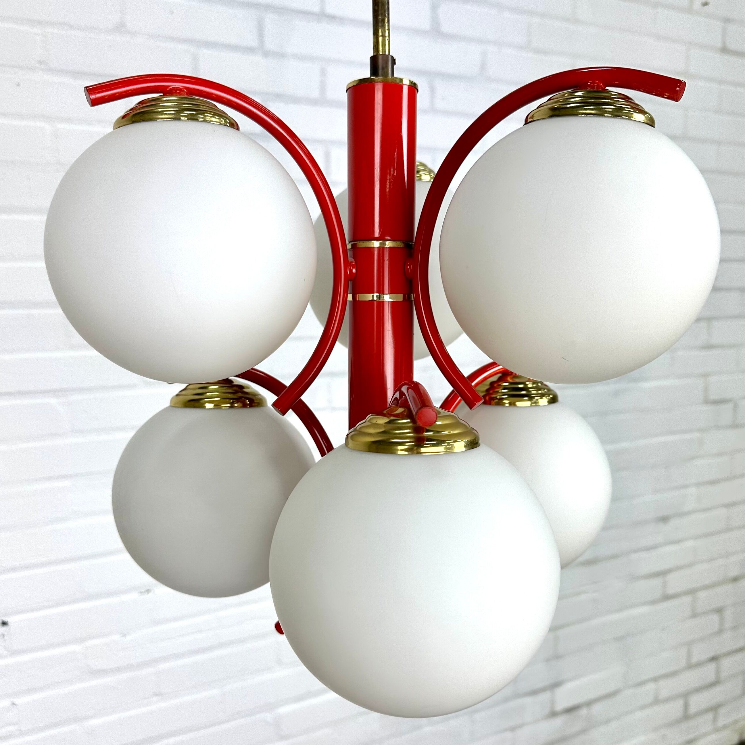 Richard Essig space age design lampe suspendue rouge