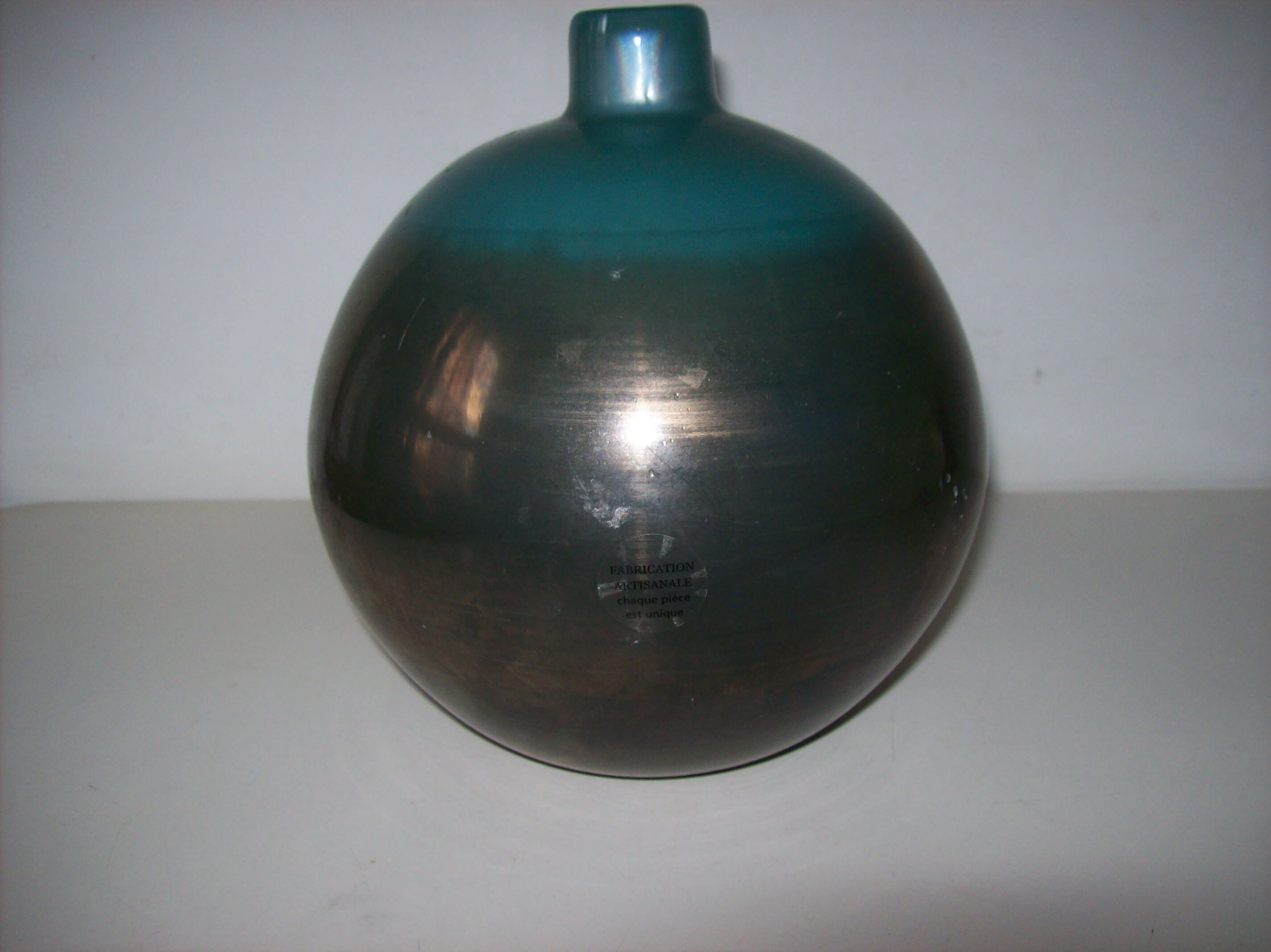 Soliflore ball vase