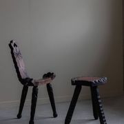 Sculpted wooden tripod chair in French Wabi Sabi, early 20th century.