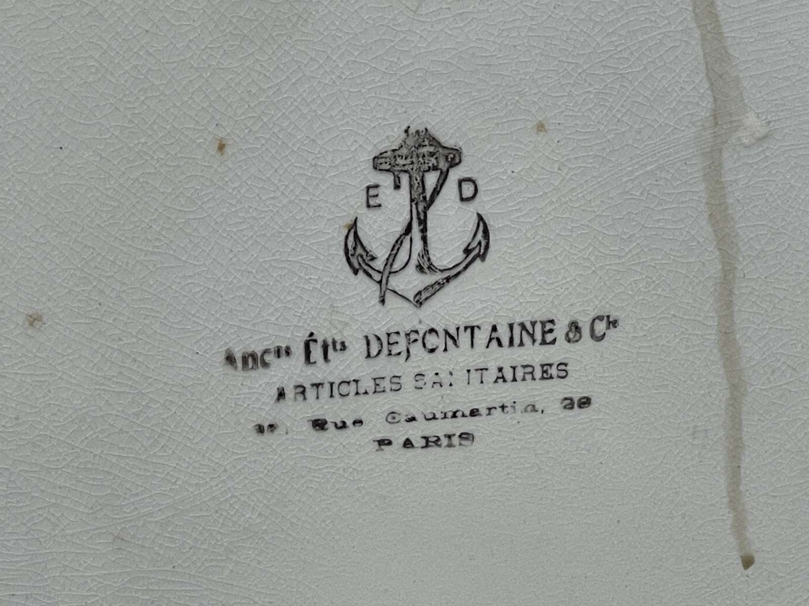 Mahogany wardrobe from the 1930s