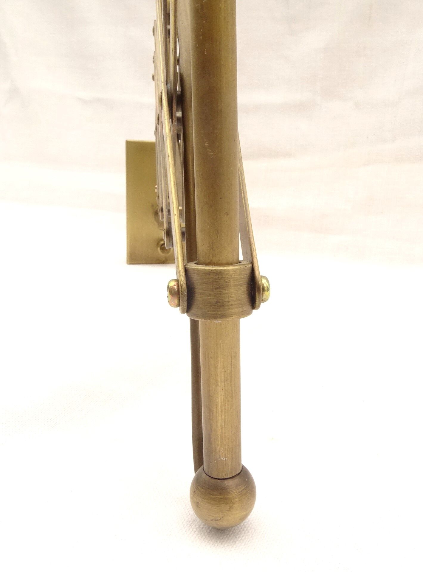 Brass Scissor Wall Lamp