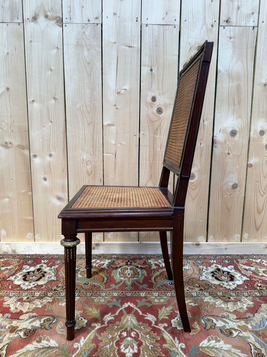 Set of 8 chairs in Louis XVI style – Solid mahogany & gilded bronze
