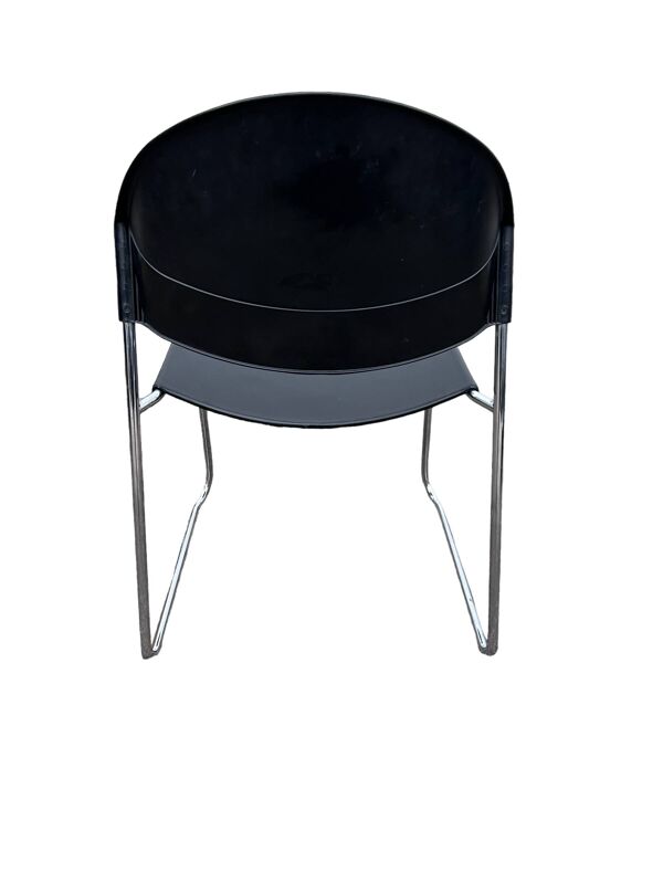 chaise série Delfi pour Talin