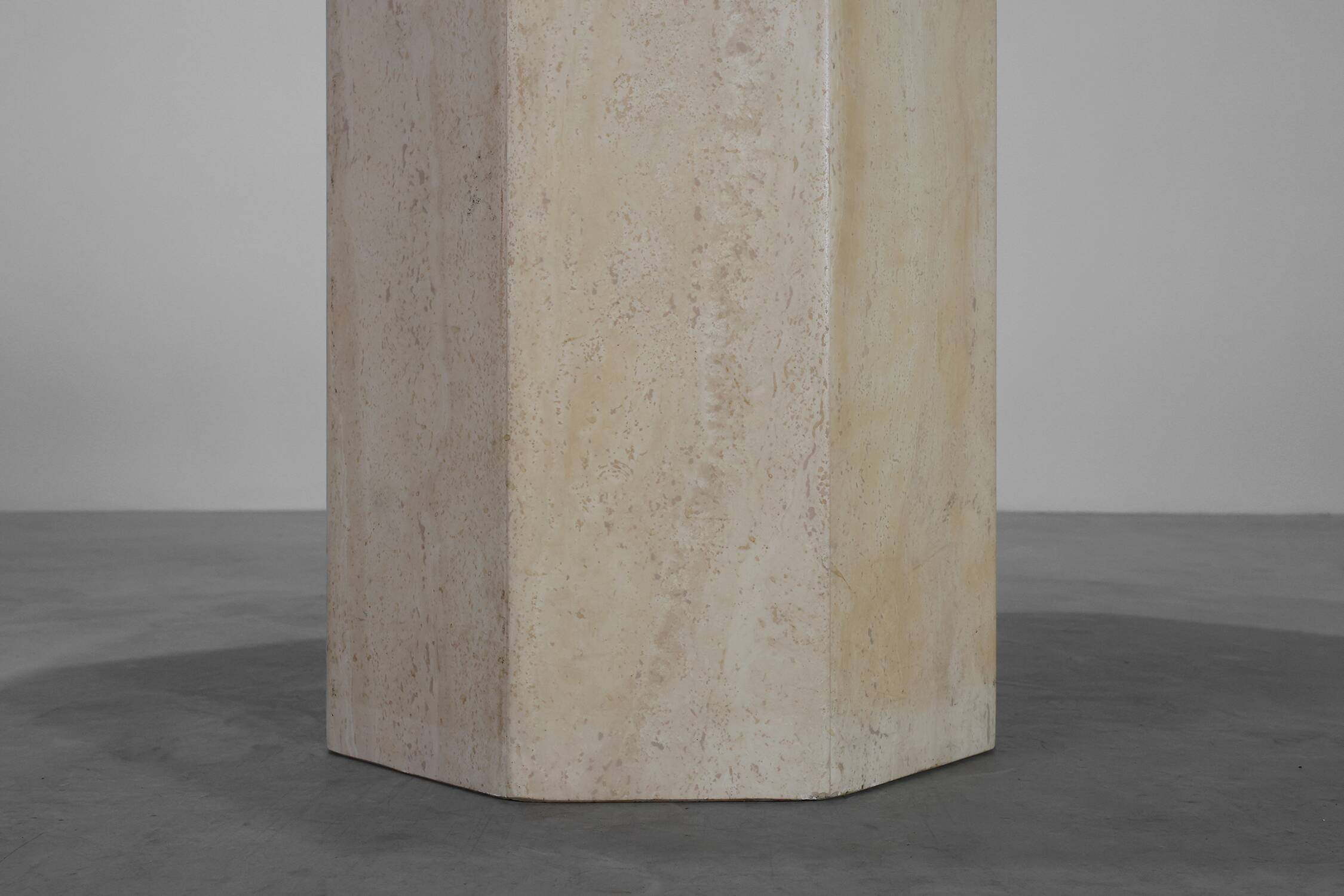 Mid-Century Italian octagonal Travertine Dining Table, 1980s