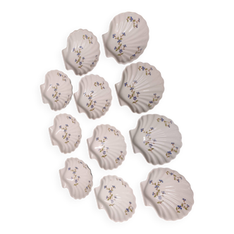 Set of 11 pieces fire-fired porcelain scallops