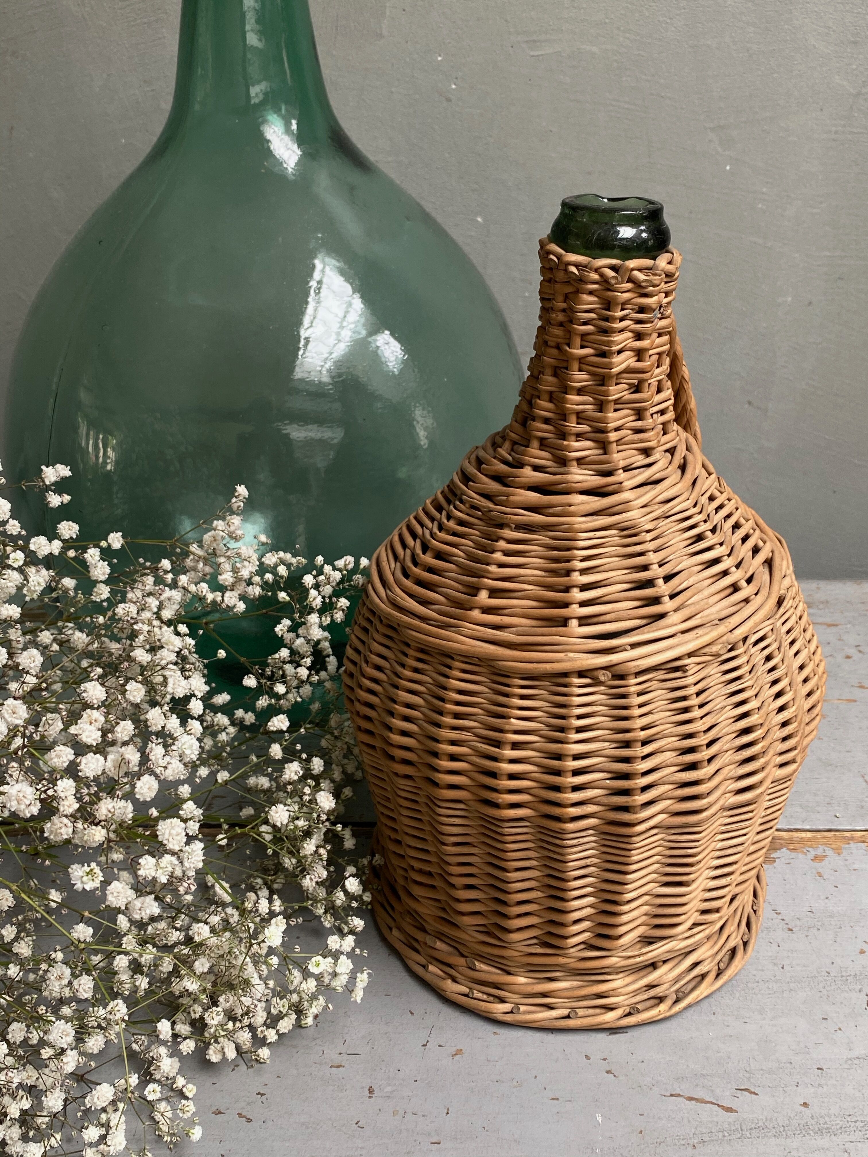 Lady Jeanne dressed in rattan