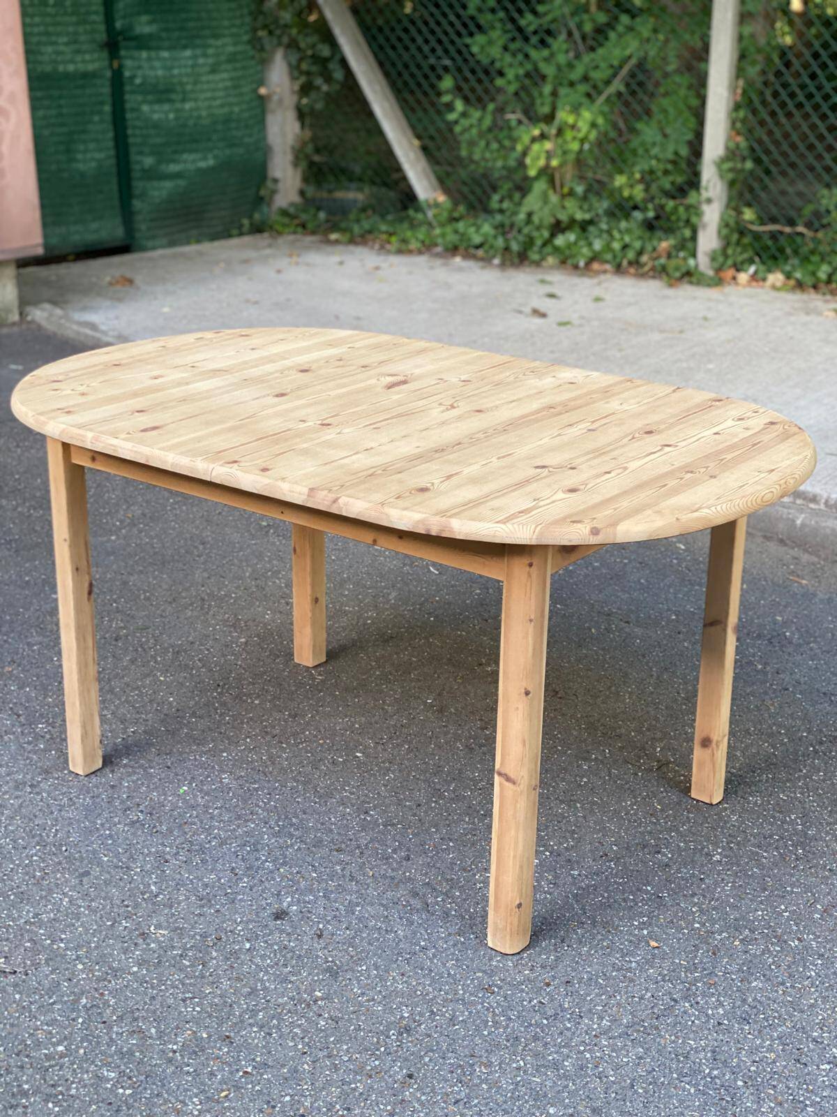 Scandinavian extendable dining table renovated in solid wood 180cm