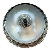 Plafonnier en verre et laiton ajouré