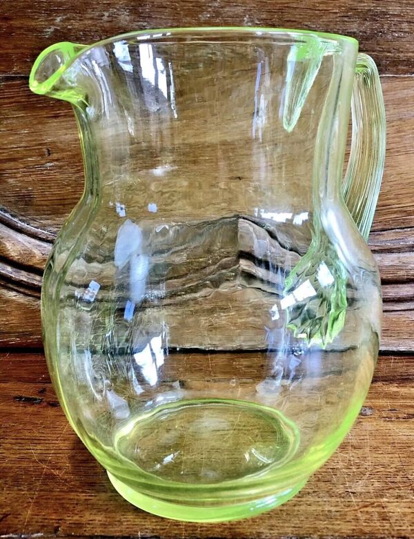 Ancien gros pichet carafe pot broc à eau en ouraline