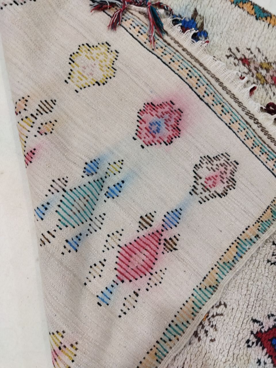 Handmade Moroccan Berber carpet 265 X 120 CM