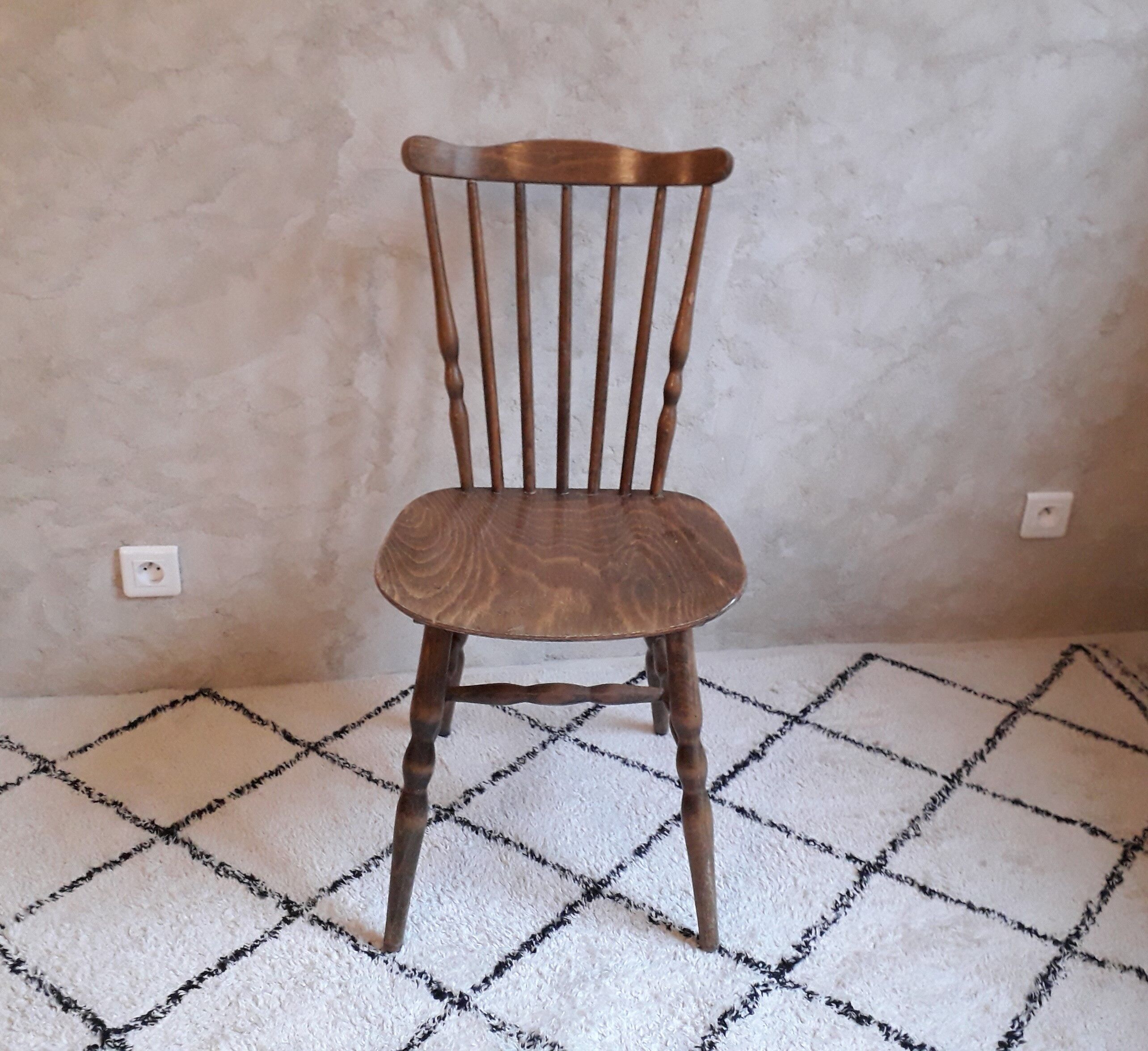 Baumann chair model Tacoma