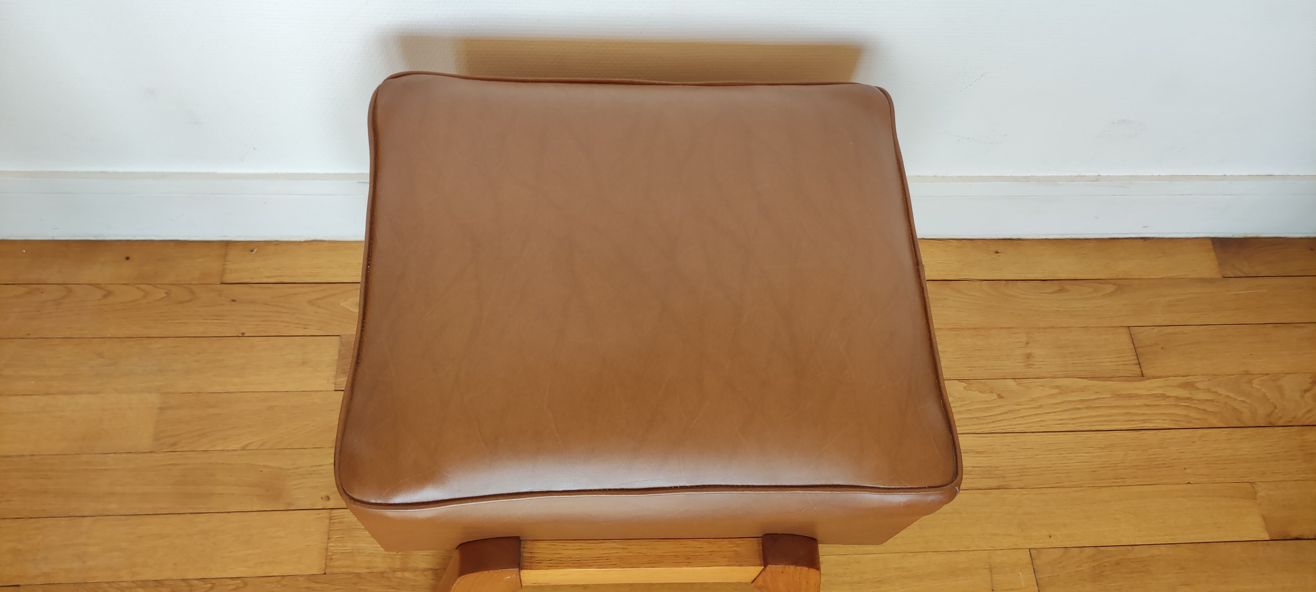 Imitation leather stool vintage pouf