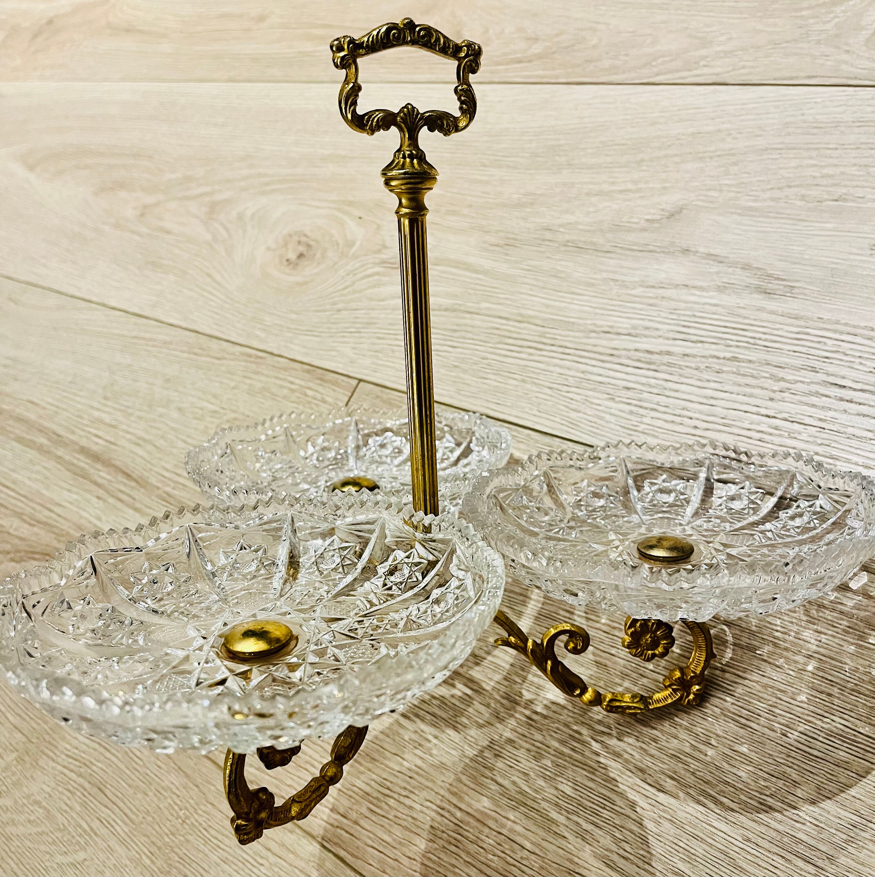 Servant 3 crystal cups