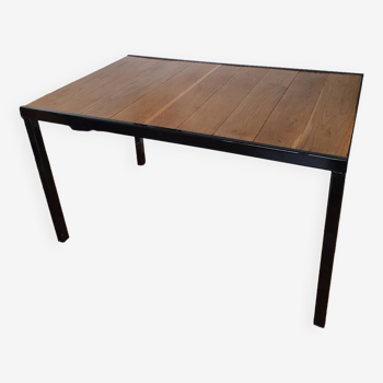 Metal wood table