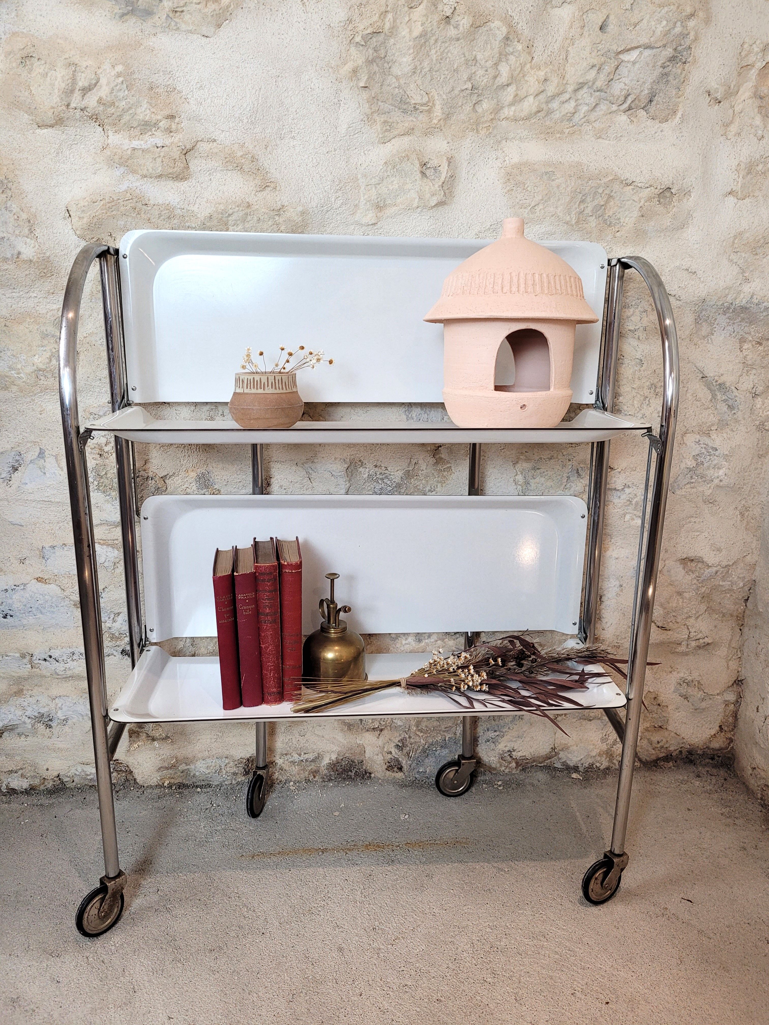 Vintage folding service