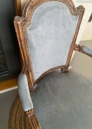 Pair of cabriolet armchairs in light grey and dark grey Louis XV style.