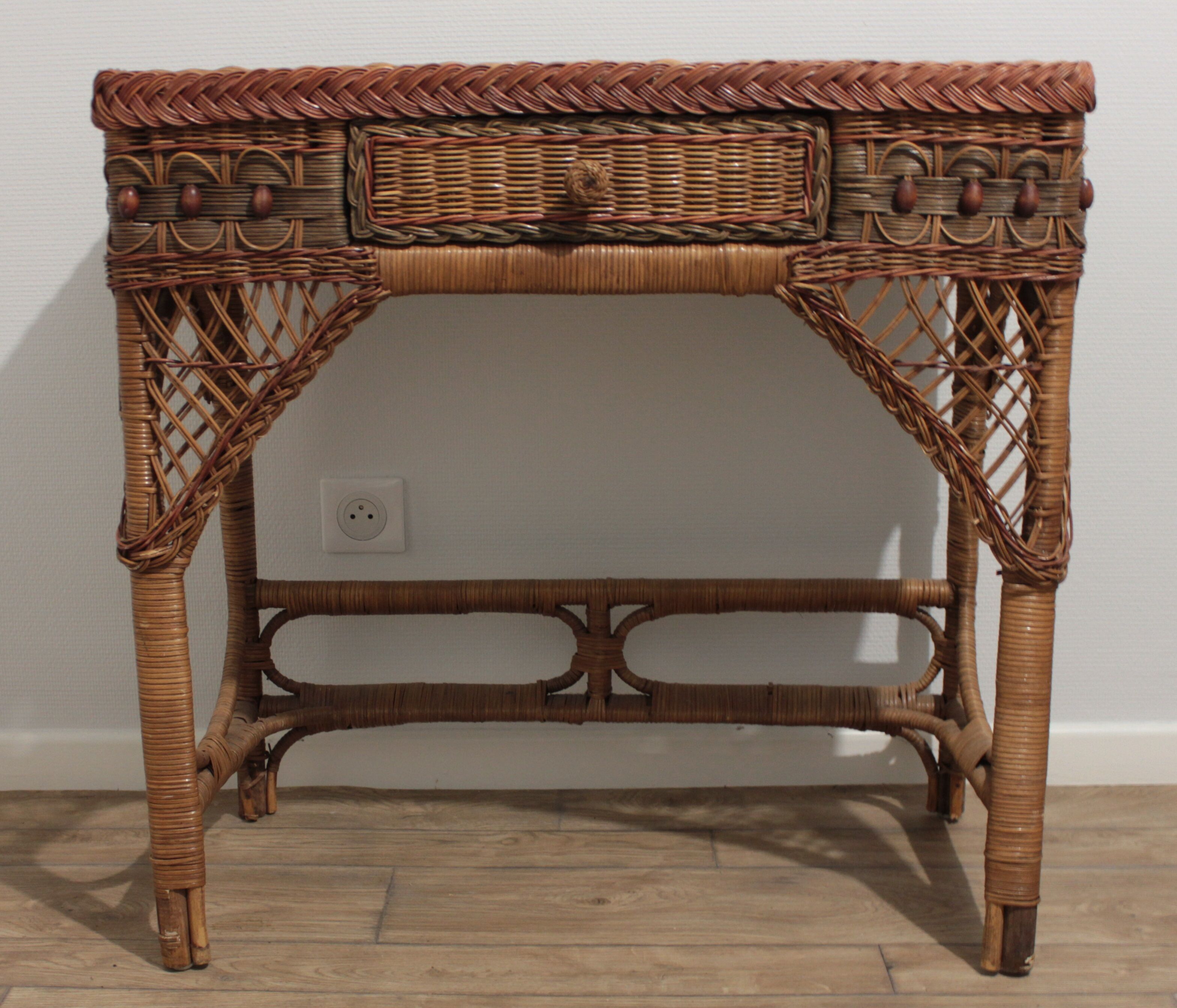 70s wicker and rattan hairdresser