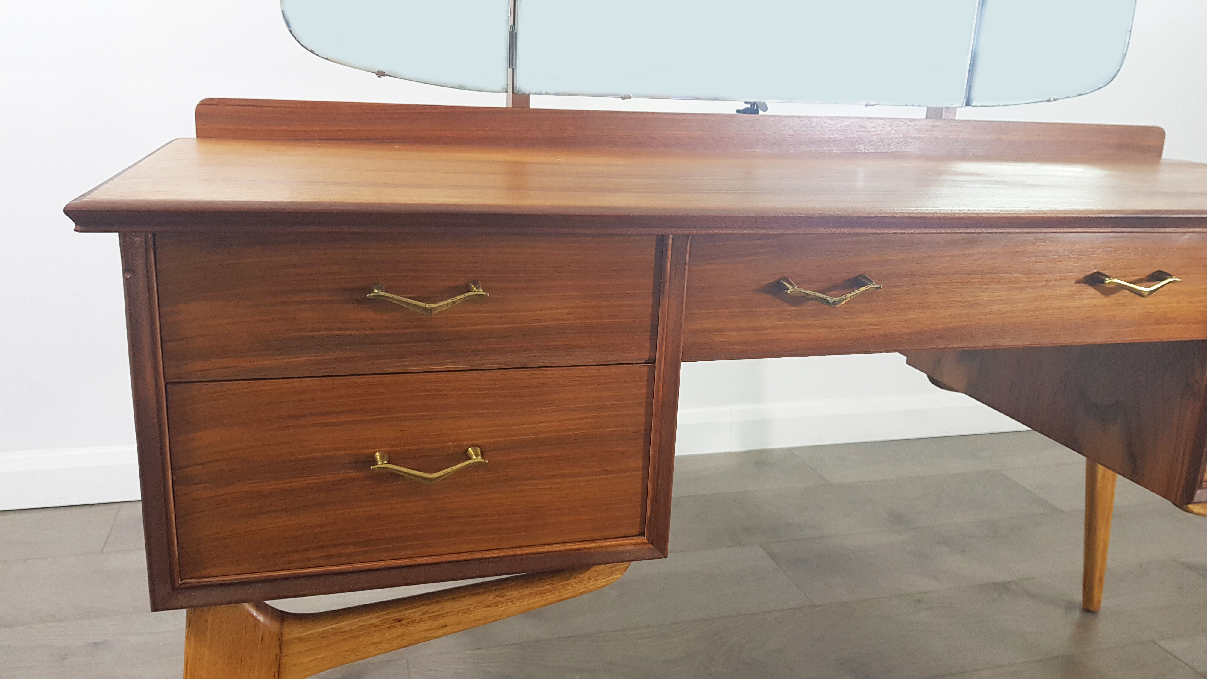 Coiffeuse par Alfred Cox pour AC furniture, années 1950