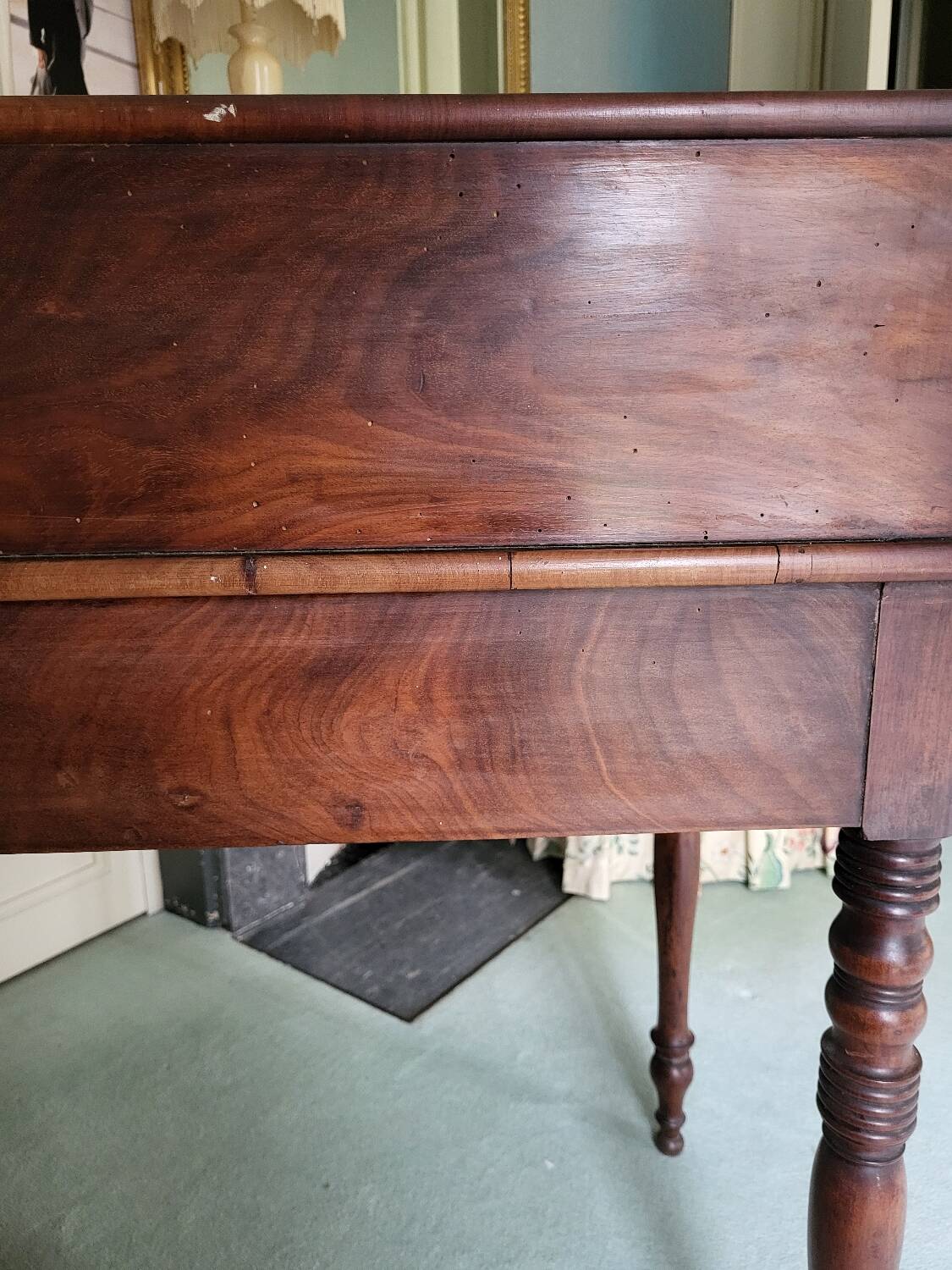 Louis Philippe Office