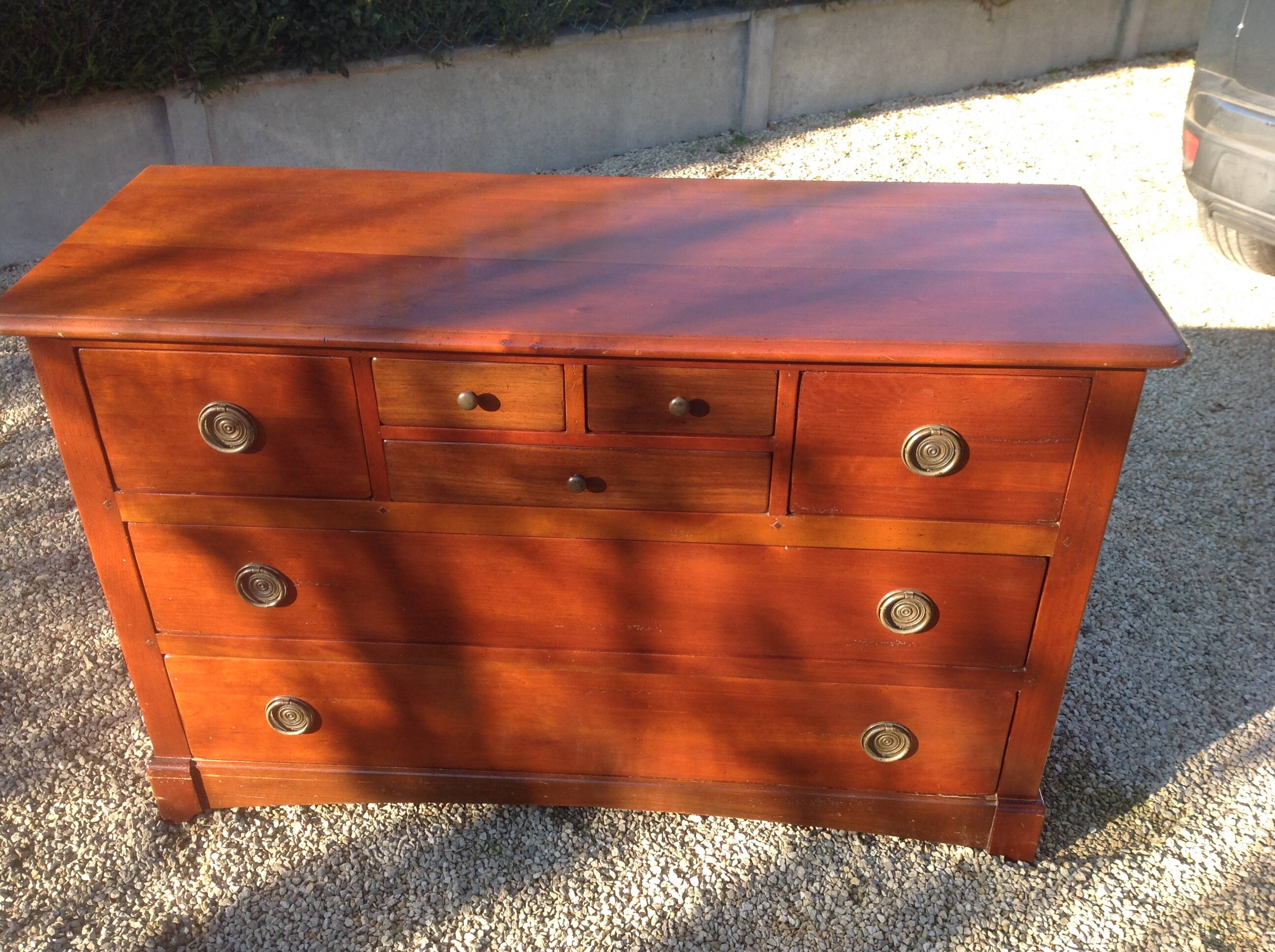 Large 7-drawer chest of drawers