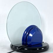 Mid-Century Gong table lamp in marble and glass by Bruno Gecchelin for Skipper. Italy 1981