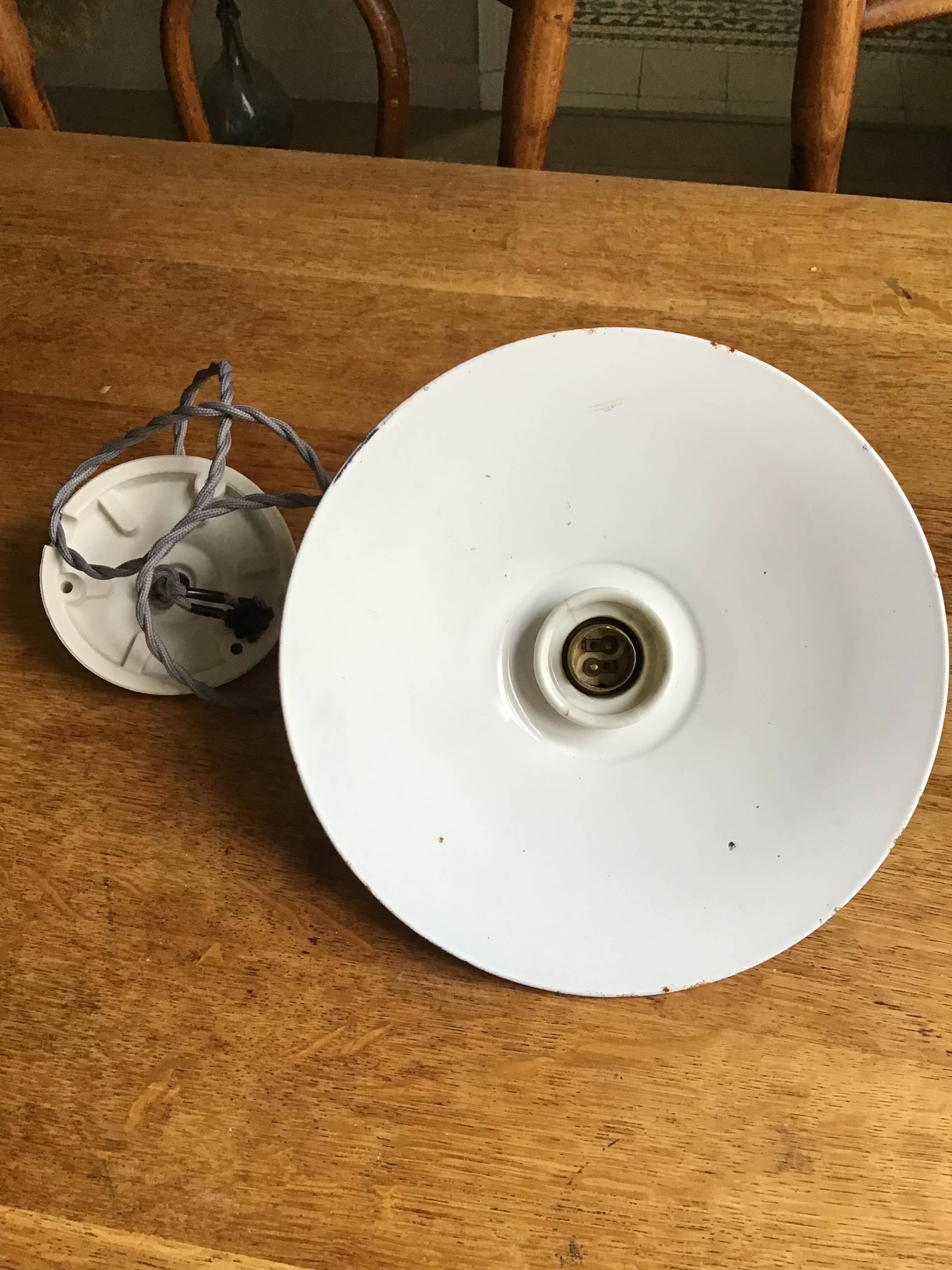 Industrial black enameled sheet metal pendant light
