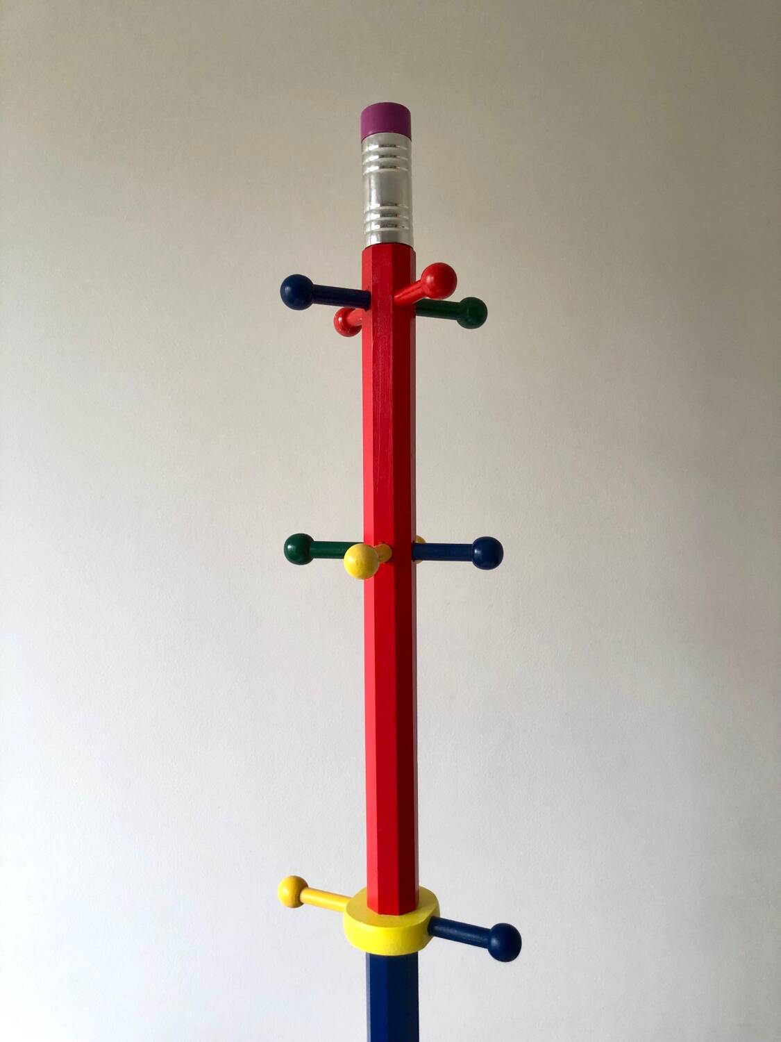 “Pencil” coat rack