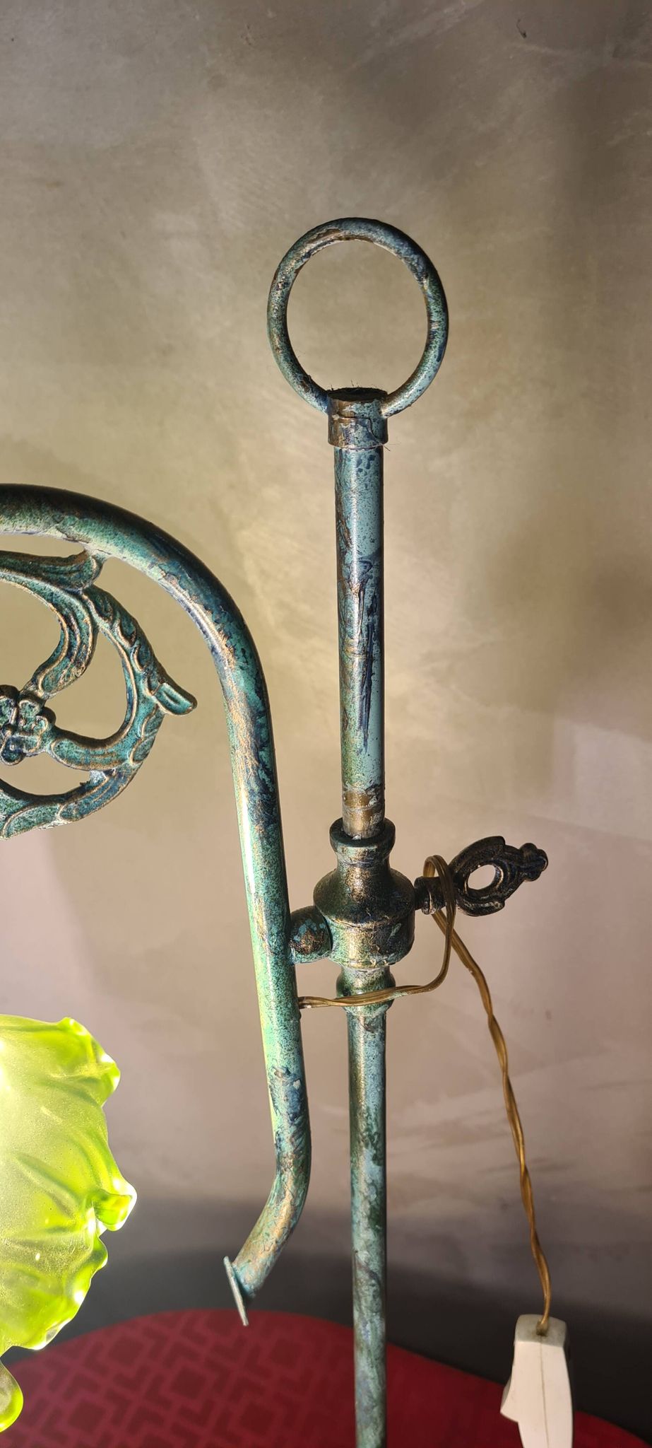 brass lamp with pretty antique patina and opaque green tulip, 58x25