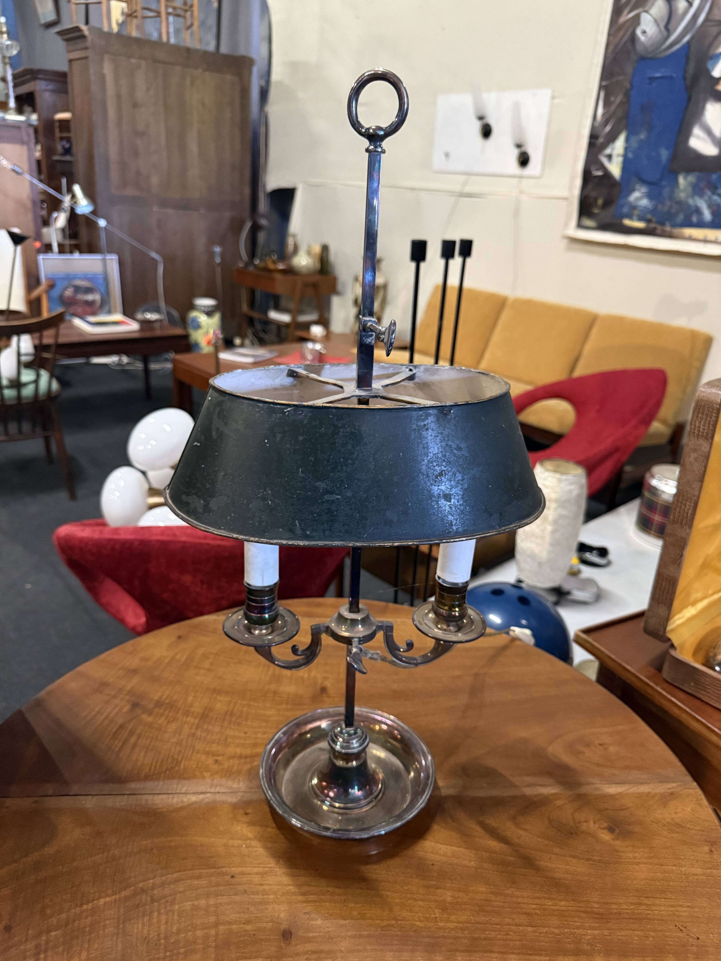 Silver-plated metal base bouillotte lamp