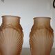 Pair of Art Deco vases in moulded pink glass, signed Souchon Neuvesel, 1940.