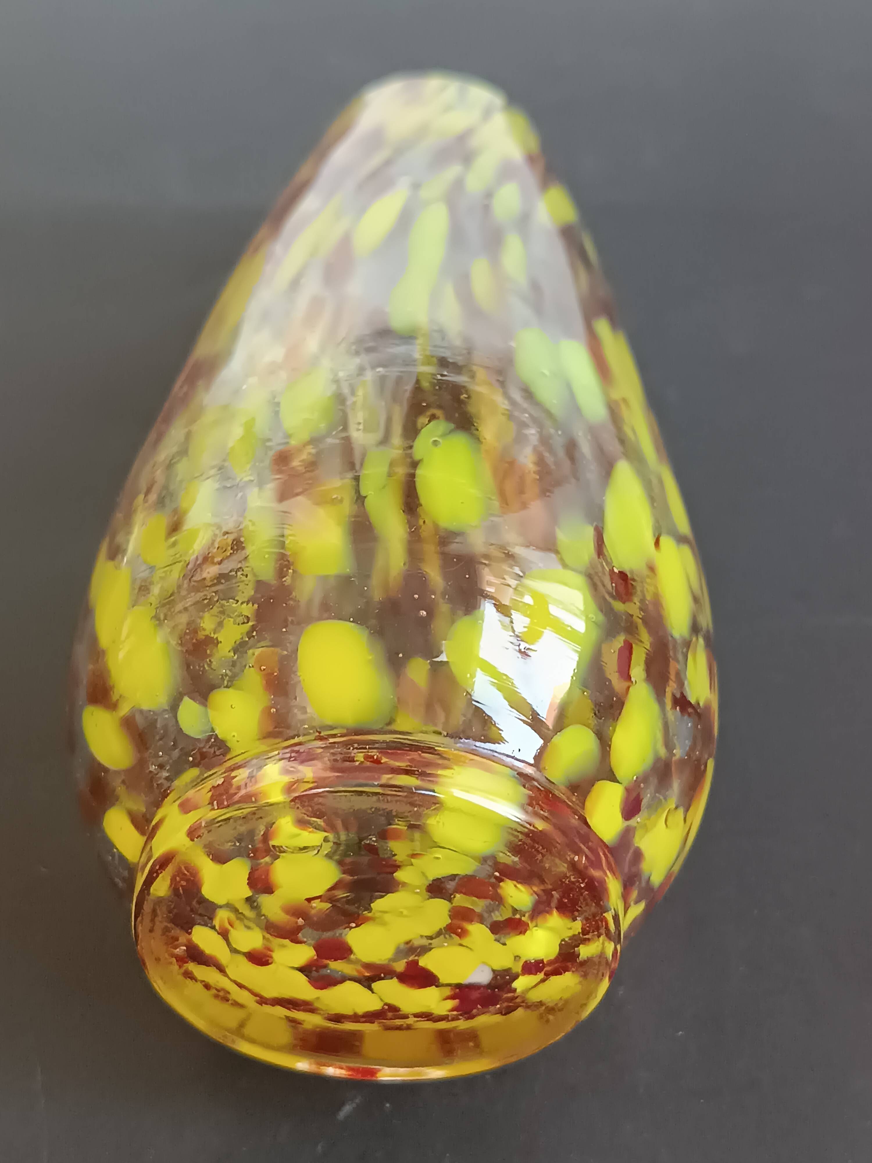 Vase conique verre de Murano moucheté jaune 1970