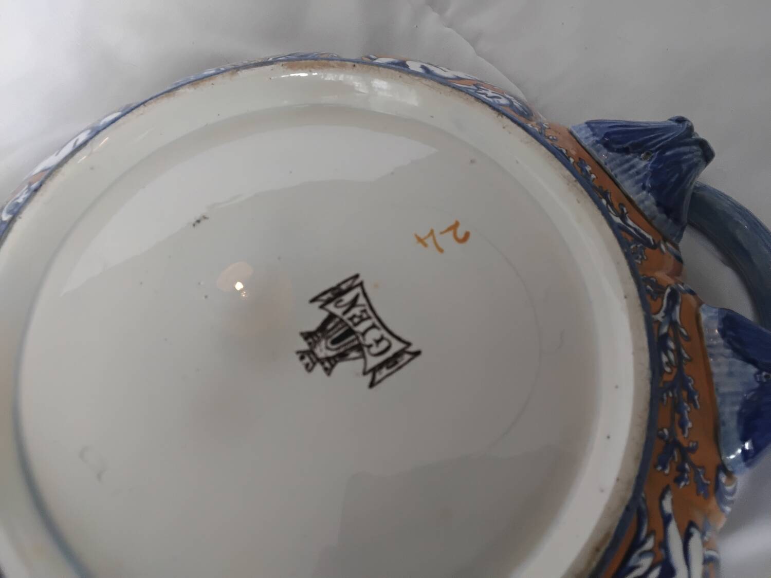 Gien earthenware bowl with handles, Francois I decor, 1860