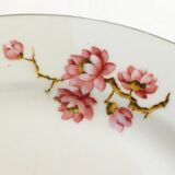 Plat fleuri en porcelaine