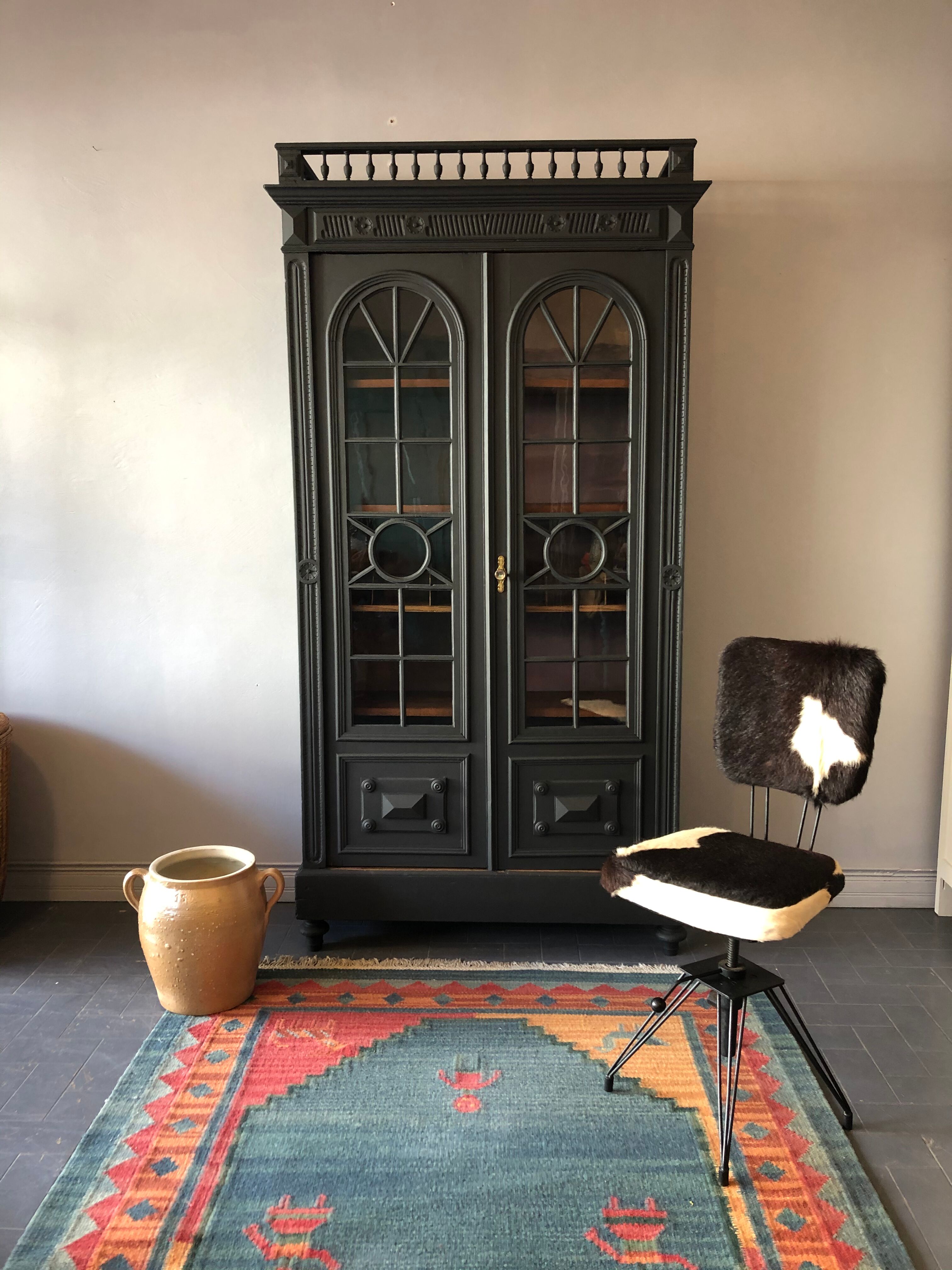 Glass-glazed arcades