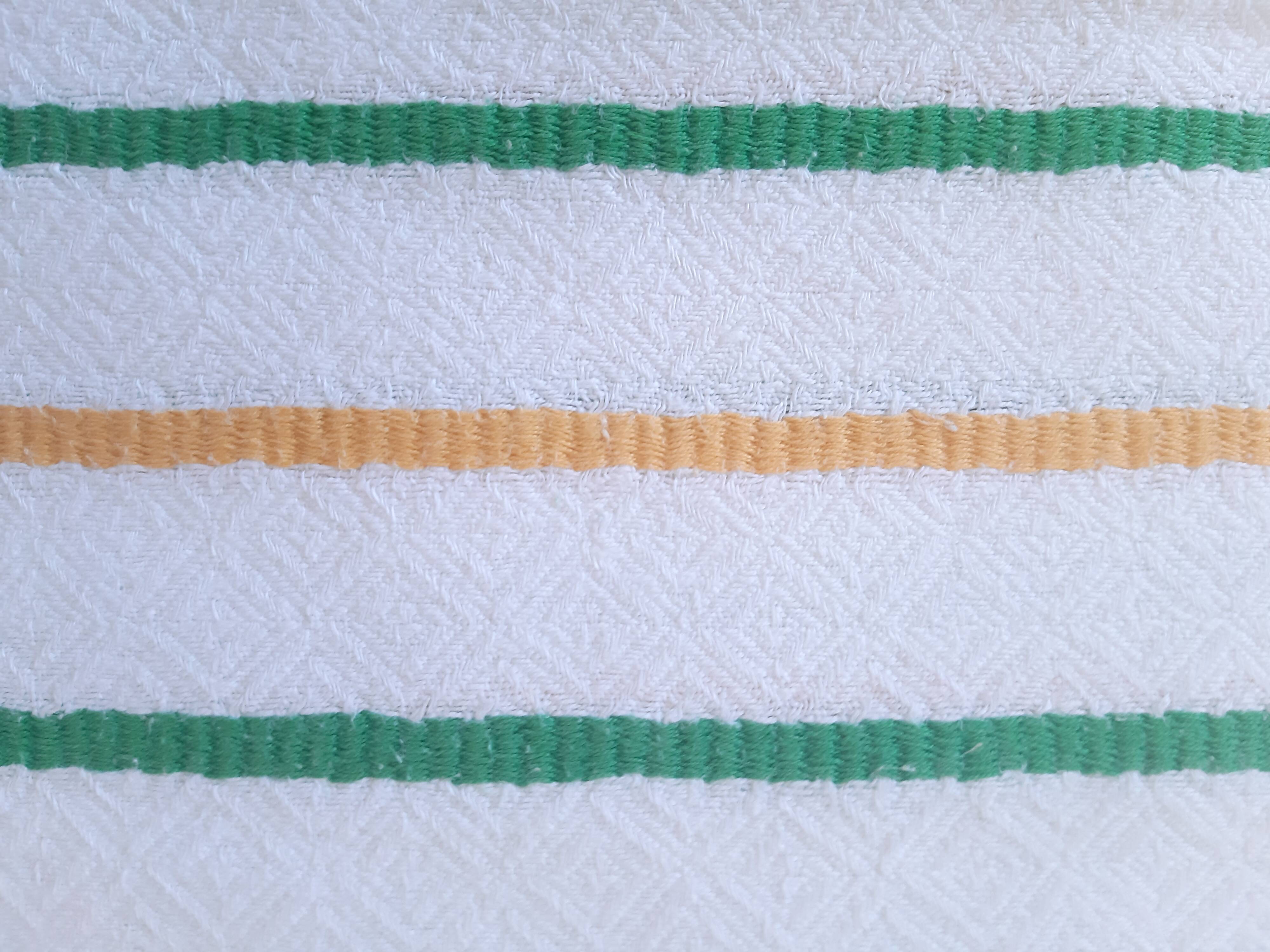 Tablecloth 140 x 160 and 6 towels