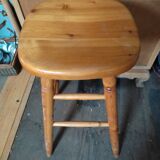 Top bar stool in patinated wooden square seat