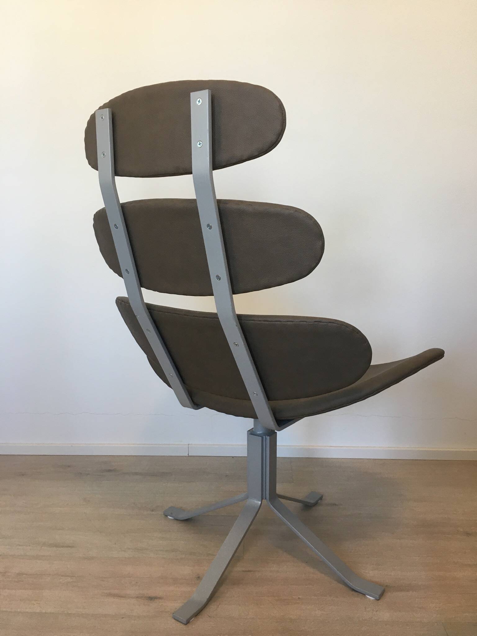 Corona Lounge Chair by Poul M. Volter, Model EJ 5, 1970