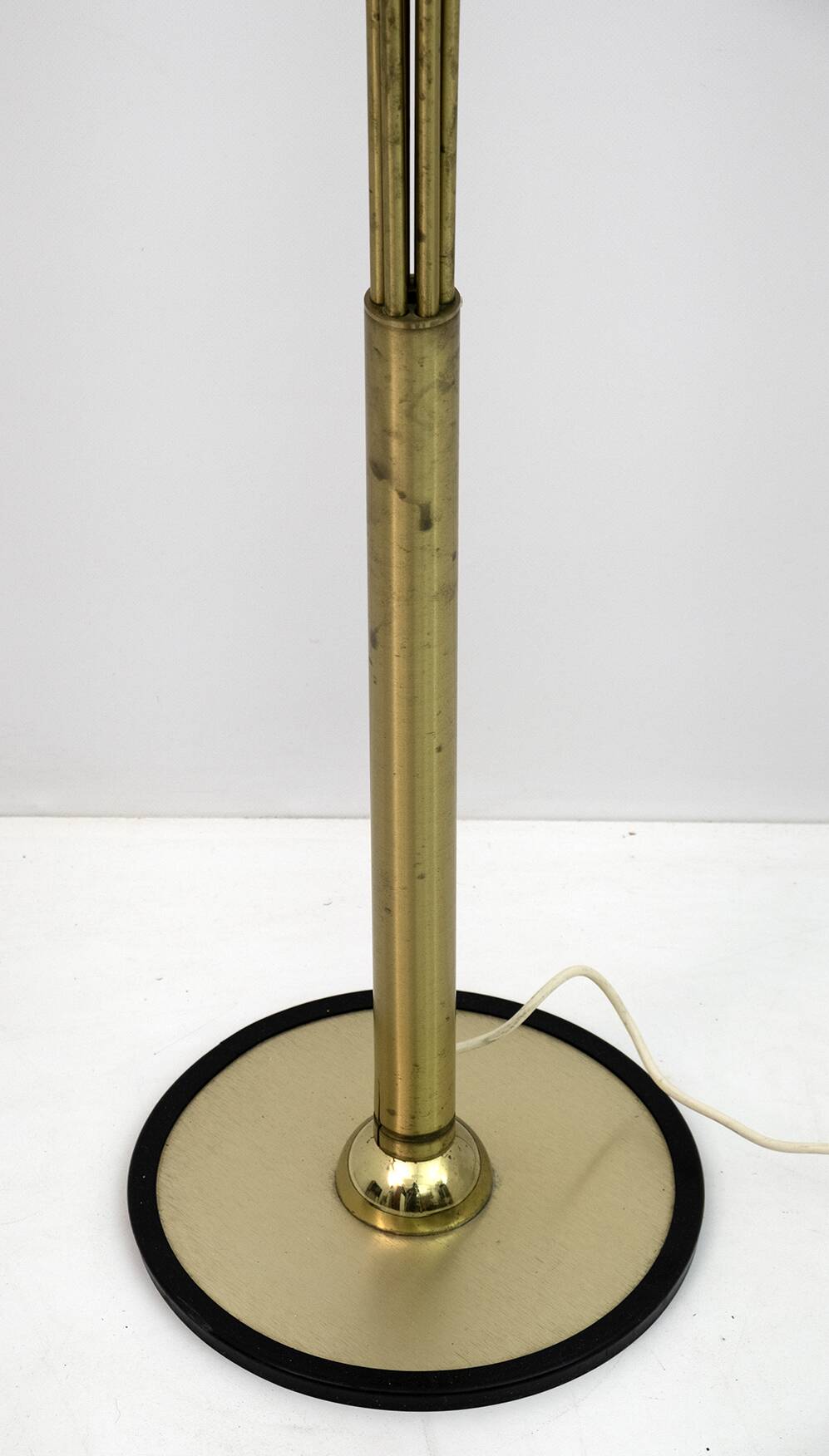 Mid-Century Modern Italian Opaline Glass and Gilt Brass Tulip Floor Lamp,60