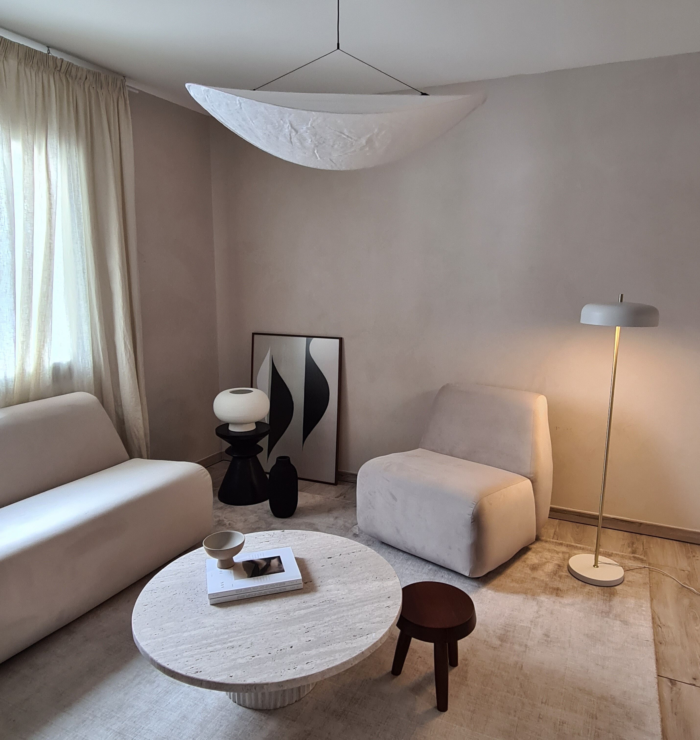 Omega circular coffee table natural travertine - 80cm D