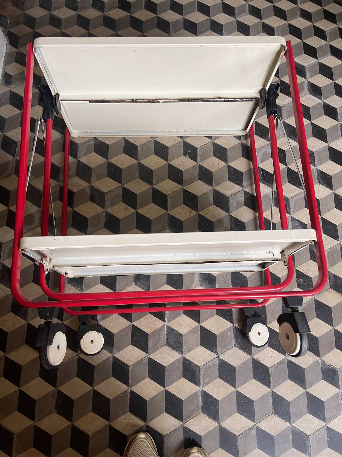 Louis Lucien Lepoix server