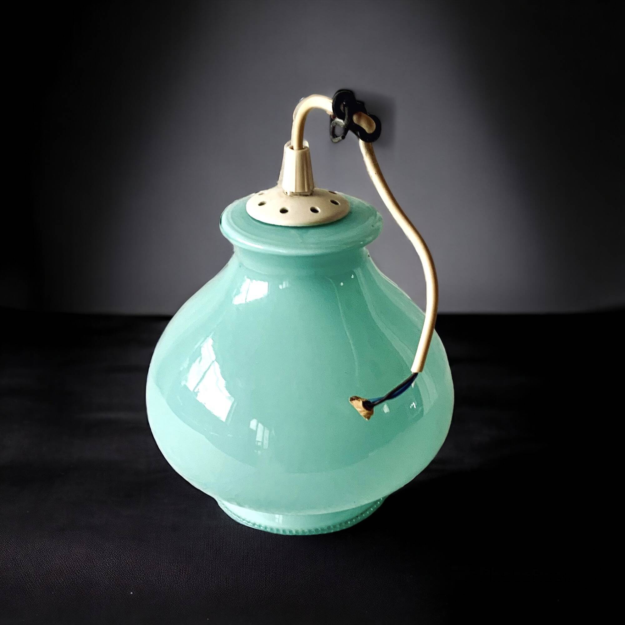 Suspension vintage en opaline verte